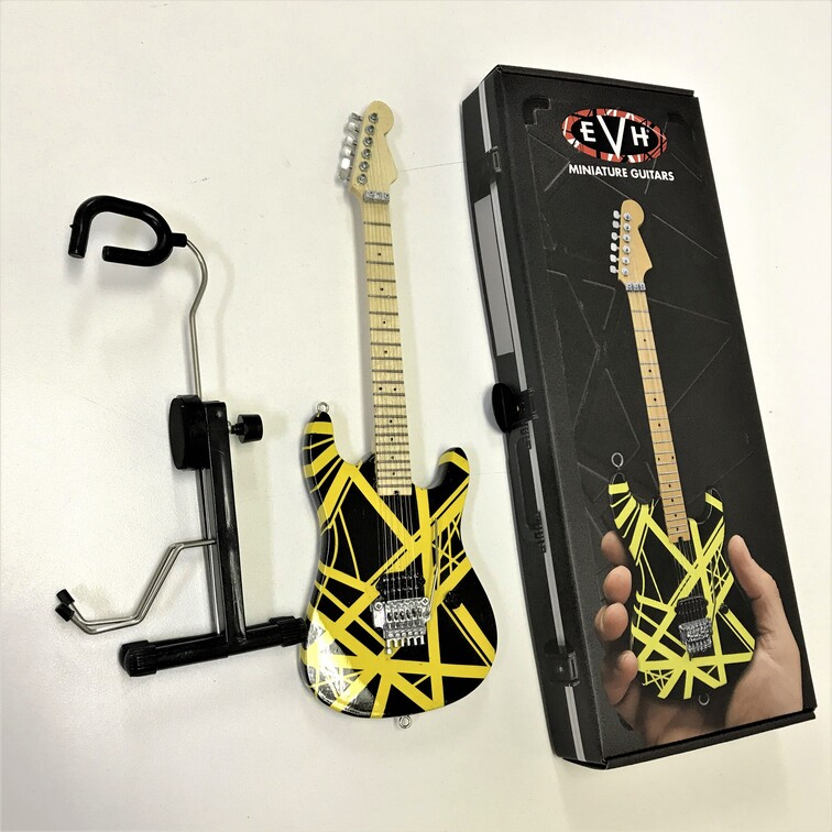 Black and Yellow – 別名: EVH002 or “Bumblebee” – SOLID BOND